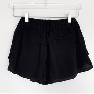 Aritzia Wilfred Free Shorts
